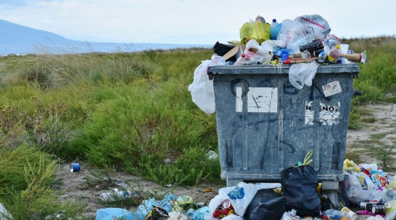 pentingnya mengurangi penggunaan plastik