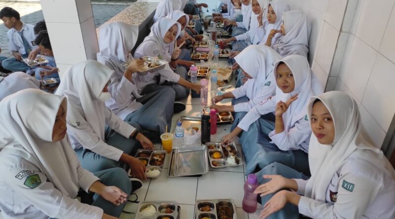 tracking distribusi mbg sekolah