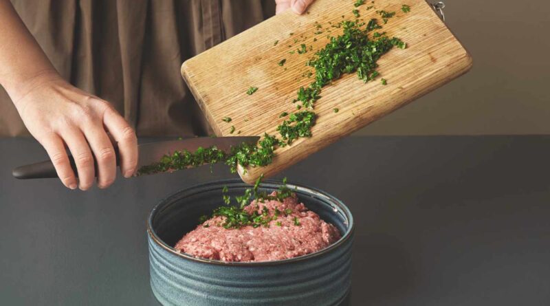 Alat Penggiling Daging untuk Usaha Kuliner