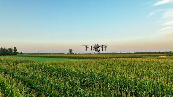 teknologi drone dalam pertanian